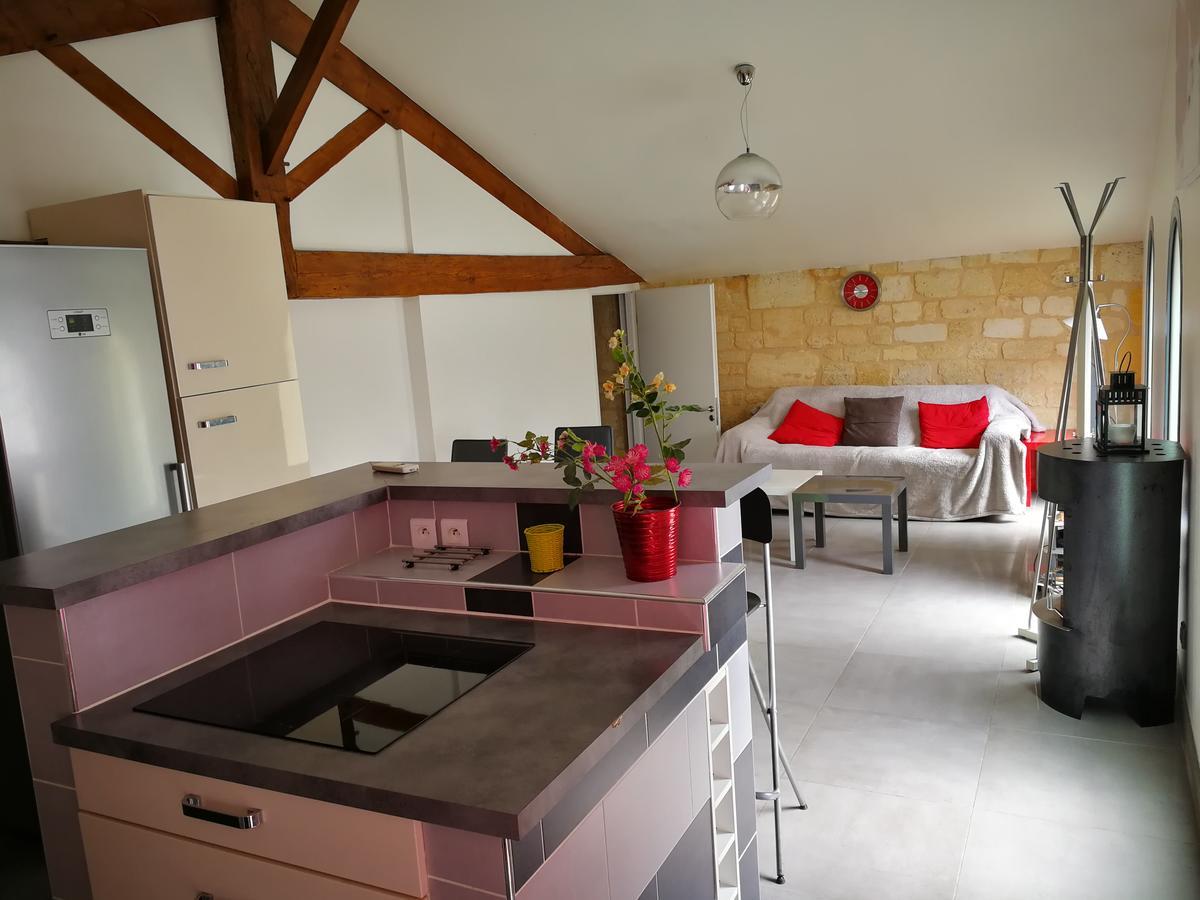 Appartement De Charme Bordeaux Chatrons Exterior foto